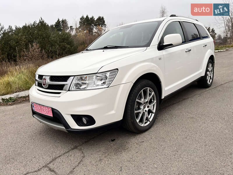 Позашляховик / Кросовер Fiat Freemont 2015 в Радивиліві