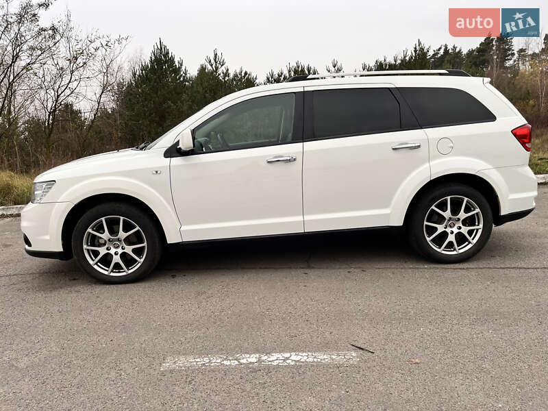 Позашляховик / Кросовер Fiat Freemont 2015 в Радивиліві