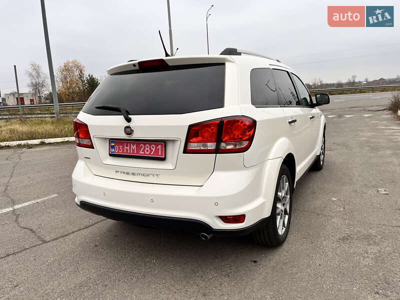 Позашляховик / Кросовер Fiat Freemont 2015 в Радивиліві