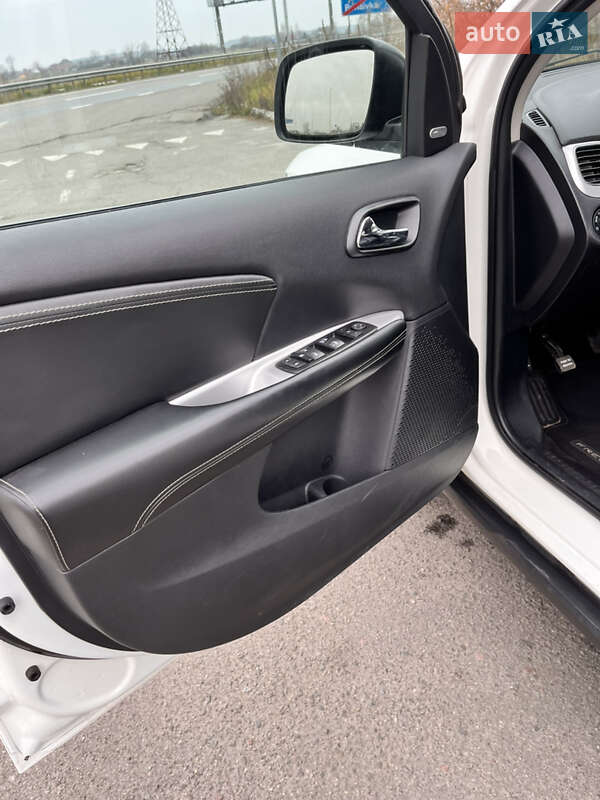 Позашляховик / Кросовер Fiat Freemont 2015 в Радивиліві фото 28 Позашляховик / Кросовер Fiat Freemont 2015 в Радивиліві