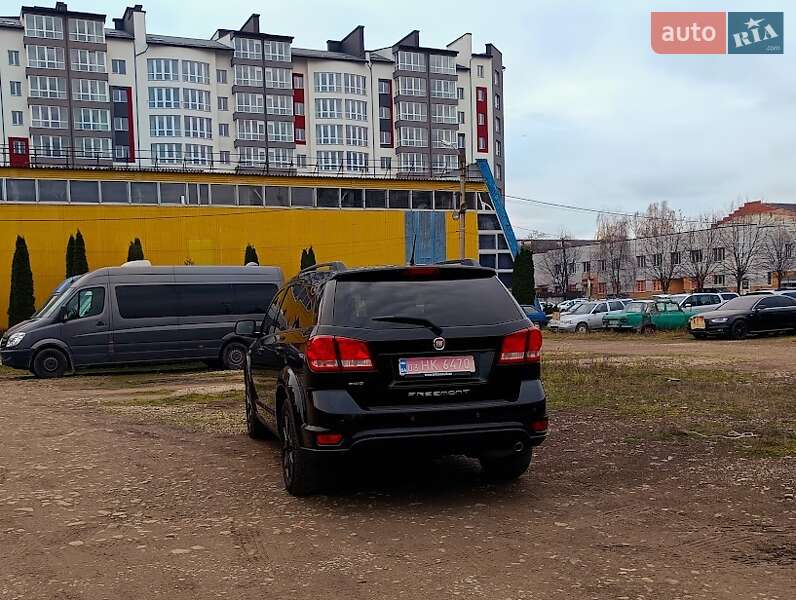 Позашляховик / Кросовер Fiat Freemont 2015 в Івано-Франківську фото 16 Позашляховик / Кросовер Fiat Freemont 2015 в Івано-Франківську