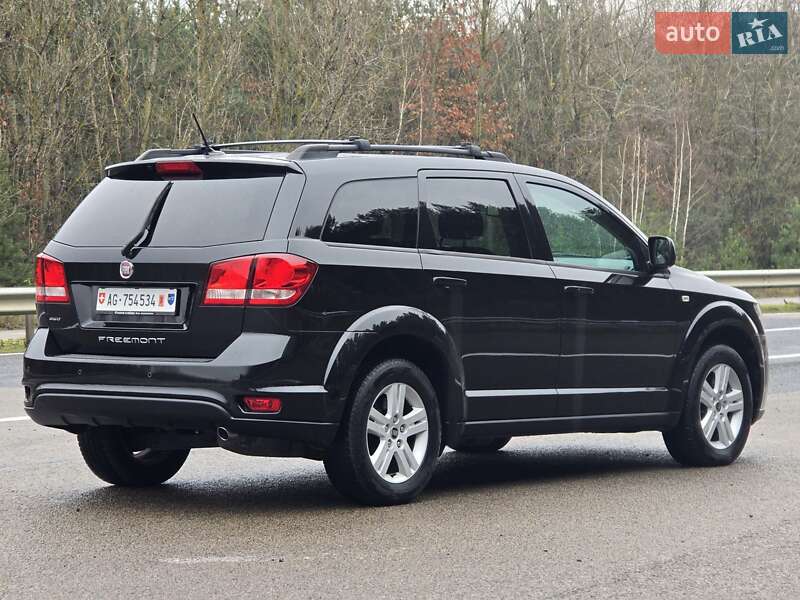 Позашляховик / Кросовер Fiat Freemont 2012 в Ковелі