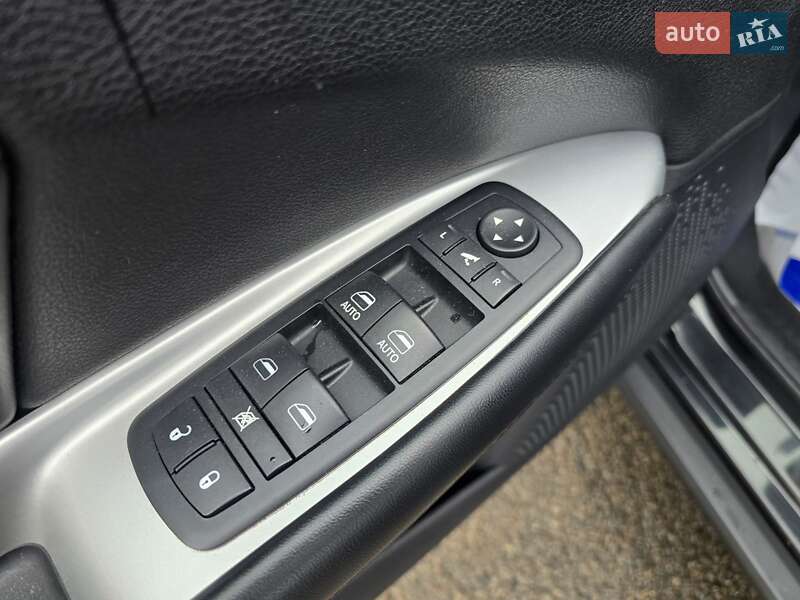 Позашляховик / Кросовер Fiat Freemont 2012 в Ковелі