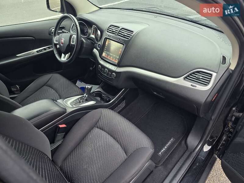 Позашляховик / Кросовер Fiat Freemont 2012 в Ковелі