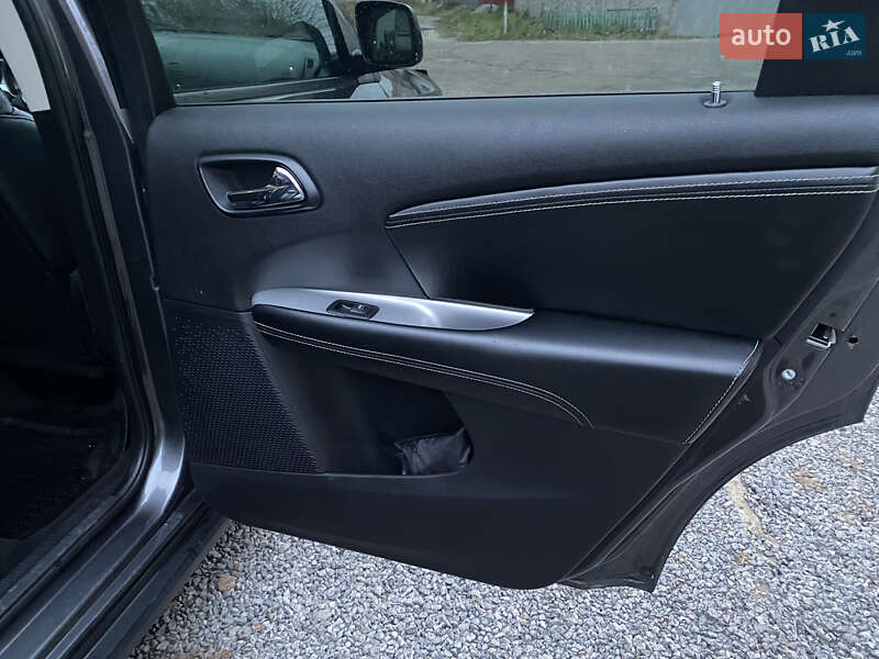 Позашляховик / Кросовер Fiat Freemont 2013 в Хмільнику фото 32 Позашляховик / Кросовер Fiat Freemont 2013 в Хмільнику