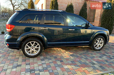 Позашляховик / Кросовер Fiat Freemont 2013 в Вараші