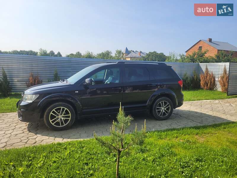 Позашляховик / Кросовер Fiat Freemont 2011 в Самборі