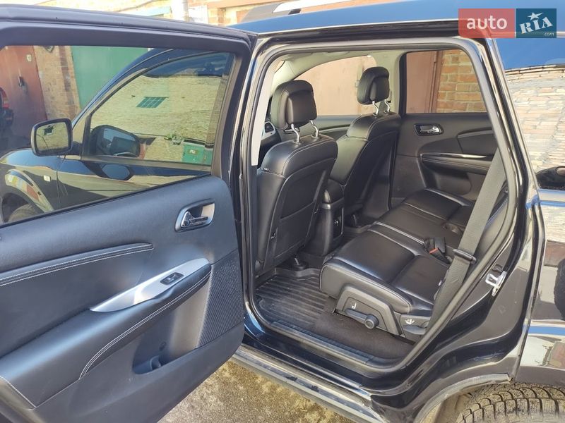 Позашляховик / Кросовер Fiat Freemont 2014 в Києві фото 10 Позашляховик / Кросовер Fiat Freemont 2014 в Києві