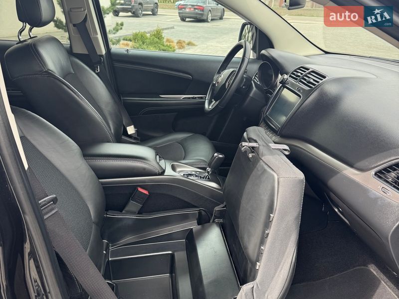 Позашляховик / Кросовер Fiat Freemont 2015 в Луцьку