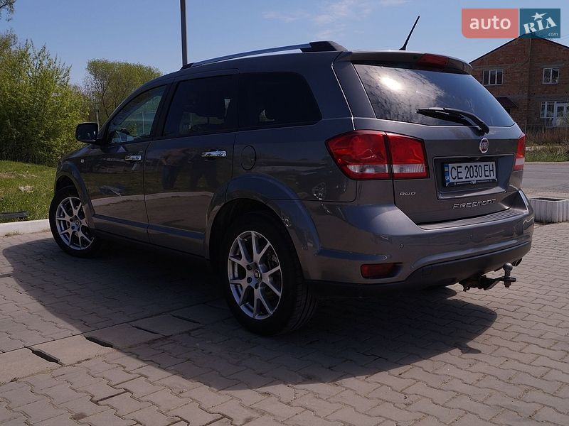 Внедорожник / Кроссовер Fiat Freemont 2013 в Черновцах
