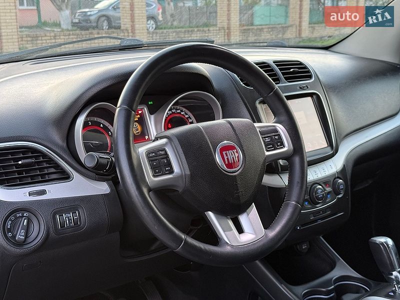 Позашляховик / Кросовер Fiat Freemont 2015 в Бродах