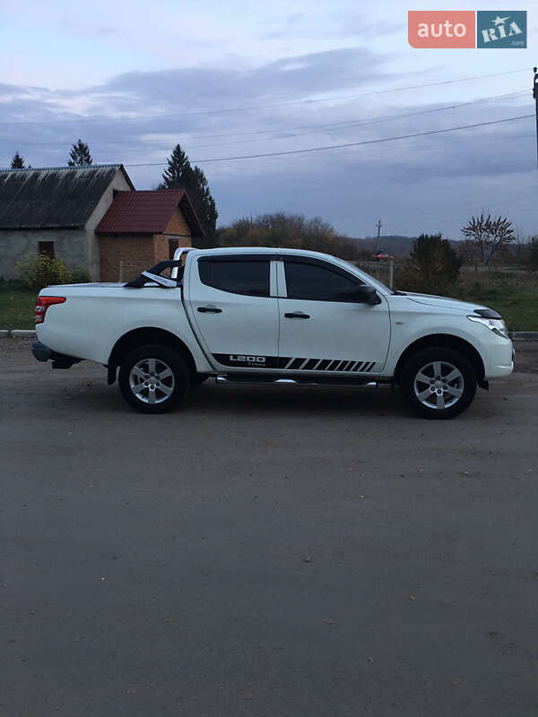 Пікап Fiat Fullback 2017 в Ярмолинцях