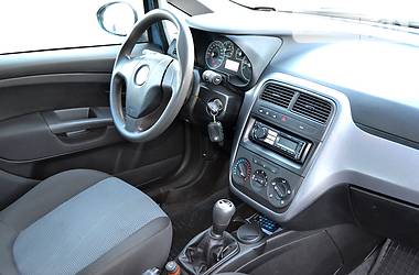 Хэтчбек Fiat Grande Punto 2011 в Киеве