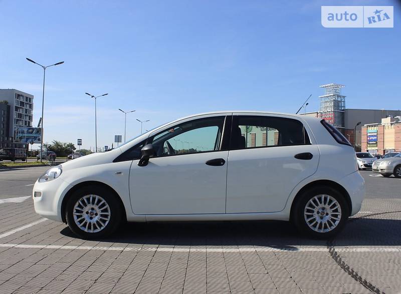 Хэтчбек Fiat Grande Punto 2013 в Львове