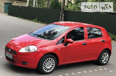 Хэтчбек Fiat Grande Punto 2011 в Киеве