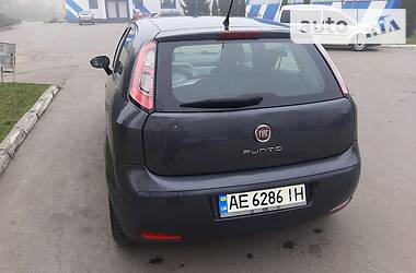 Хэтчбек Fiat Grande Punto 2013 в Черновцах