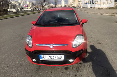 Хетчбек Fiat Grande Punto 2011 в Києві