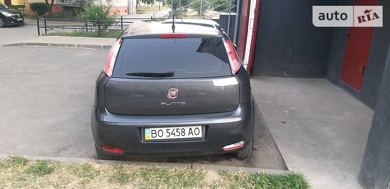 Хэтчбек Fiat Grande Punto 2012 в Тернополе