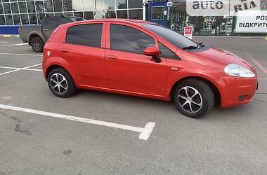 Хэтчбек Fiat Grande Punto 2010 в Чернигове