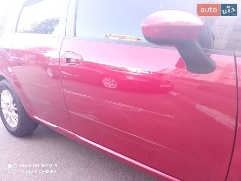 Хетчбек Fiat Grande Punto 2011 в Харкові