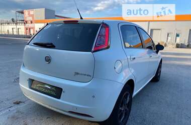 Хэтчбек Fiat Grande Punto 2012 в Киеве