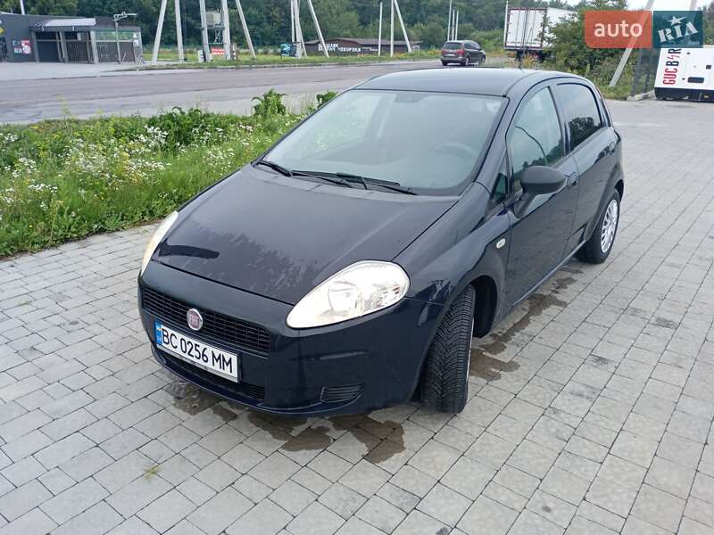 Хетчбек Fiat Grande Punto 2009 в Львові