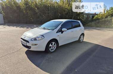 Хетчбек Fiat Grande Punto 2012 в Чернігові