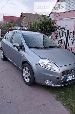 Хетчбек Fiat Grande Punto 2006 в Рокитному