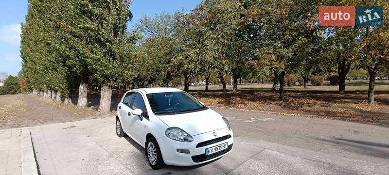 Хэтчбек Fiat Grande Punto 2012 в Голованевске