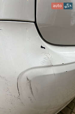 Хэтчбек Fiat Grande Punto 2012 в 