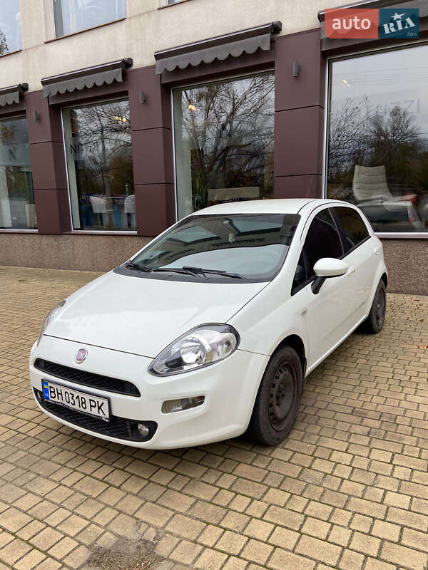 Хэтчбек Fiat Grande Punto 2012 в Одессе