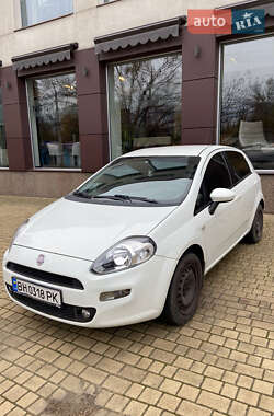 Хэтчбек Fiat Grande Punto 2012 в 