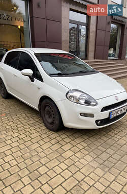Хэтчбек Fiat Grande Punto 2012 в 