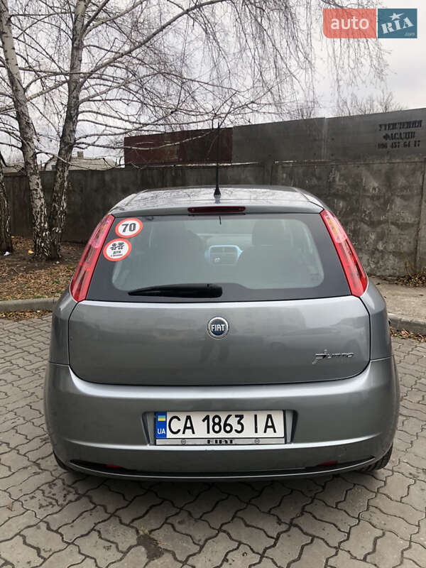 Хетчбек Fiat Grande Punto 2006 в Черкасах фото 2 Хетчбек Fiat Grande Punto 2006 в Черкасах