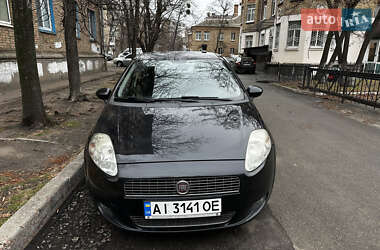 Хэтчбек Fiat Grande Punto 2011 в Киеве