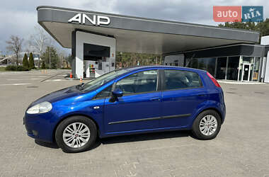 Хэтчбек Fiat Grande Punto 2008 в 