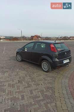 Хэтчбек Fiat Grande Punto 2010 в 