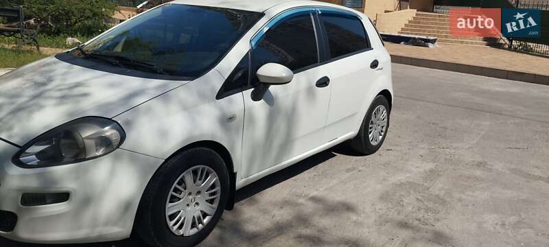 Fiat Grande Punto 2012