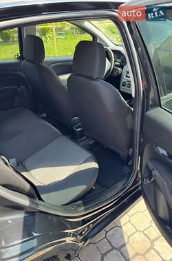 Хэтчбек Fiat Grande Punto 2012 в 