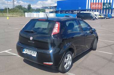 Хэтчбек Fiat Grande Punto 2012 в 