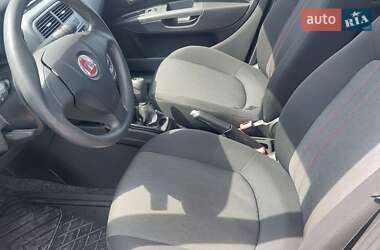 Хэтчбек Fiat Grande Punto 2012 в 