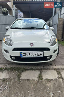 Хэтчбек Fiat Grande Punto 2012 в Чернигове