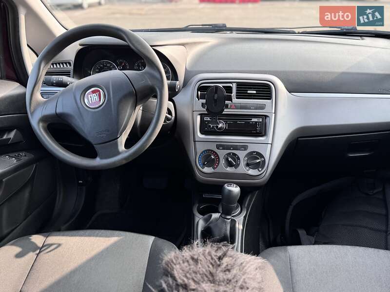 Хэтчбек Fiat Grande Punto 2013 в Киеве