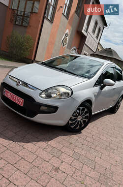 Хетчбек Fiat Grande Punto 2011 в Стрию