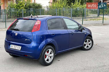 Хэтчбек Fiat Grande Punto 2009 в 