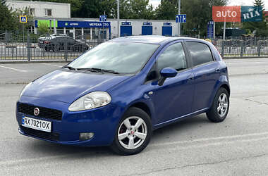 Хэтчбек Fiat Grande Punto 2009 в 