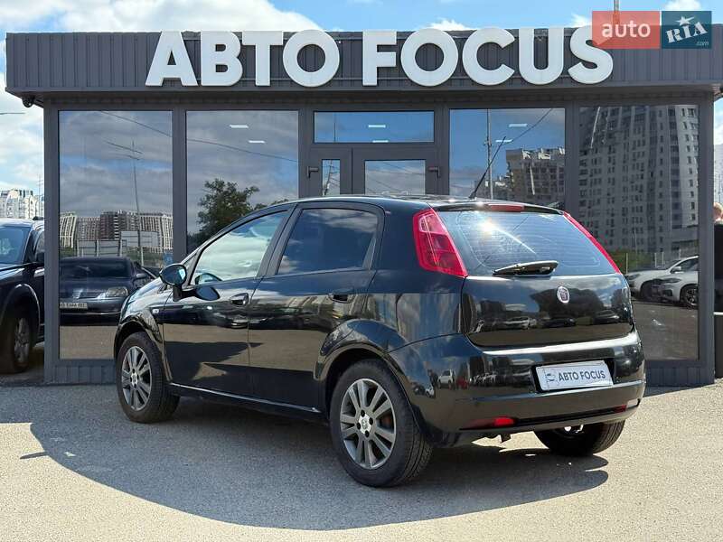Хэтчбек Fiat Grande Punto 2008 в Киеве