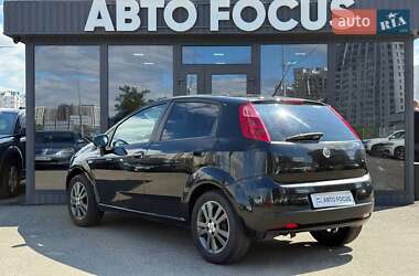 Хетчбек Fiat Grande Punto 2008 в 