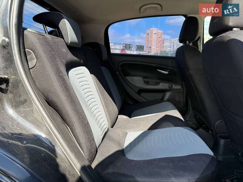 Хэтчбек Fiat Grande Punto 2008 в Киеве