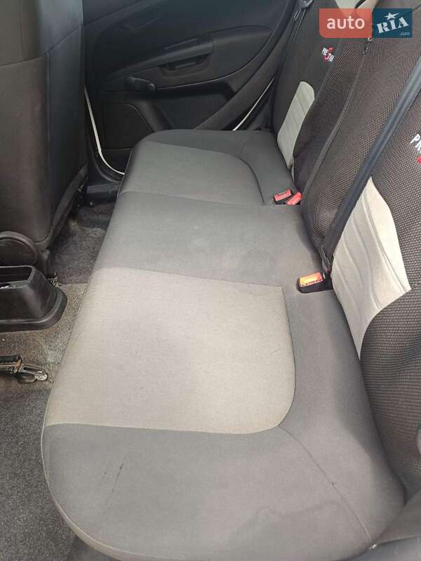 Хетчбек Fiat Grande Punto 2012 в Тернополі